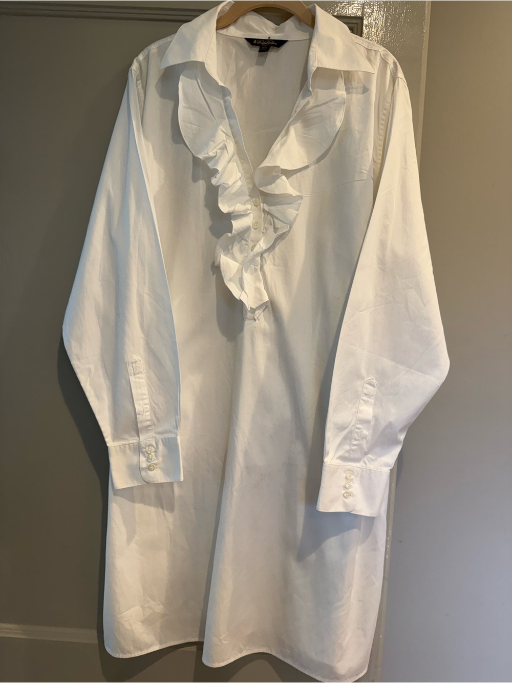 BROOKS BROTHERS women’s Ruffled Placket White Dress Shirt/tunic Size 18W EUC